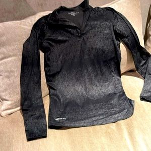 Nike - Therma fit long sleeve